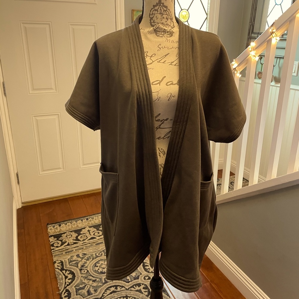 Soft comfy and chic open cardigan